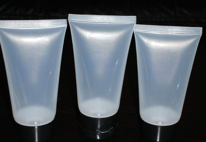  供应产品 吴江市佳强塑业 固化剂塑料软管包装 固化剂